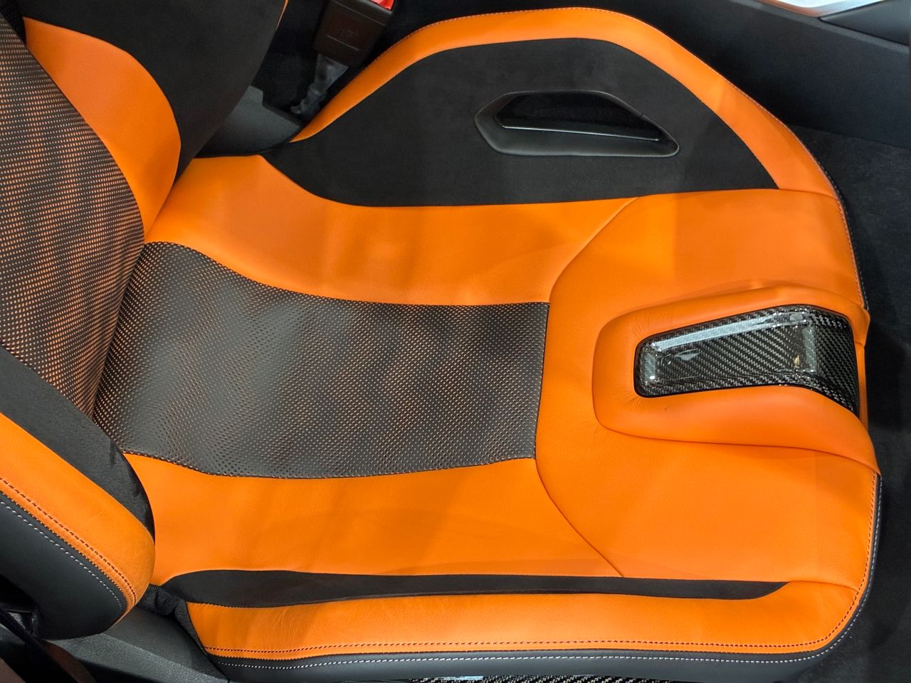 G** M* C********** * x***** T******