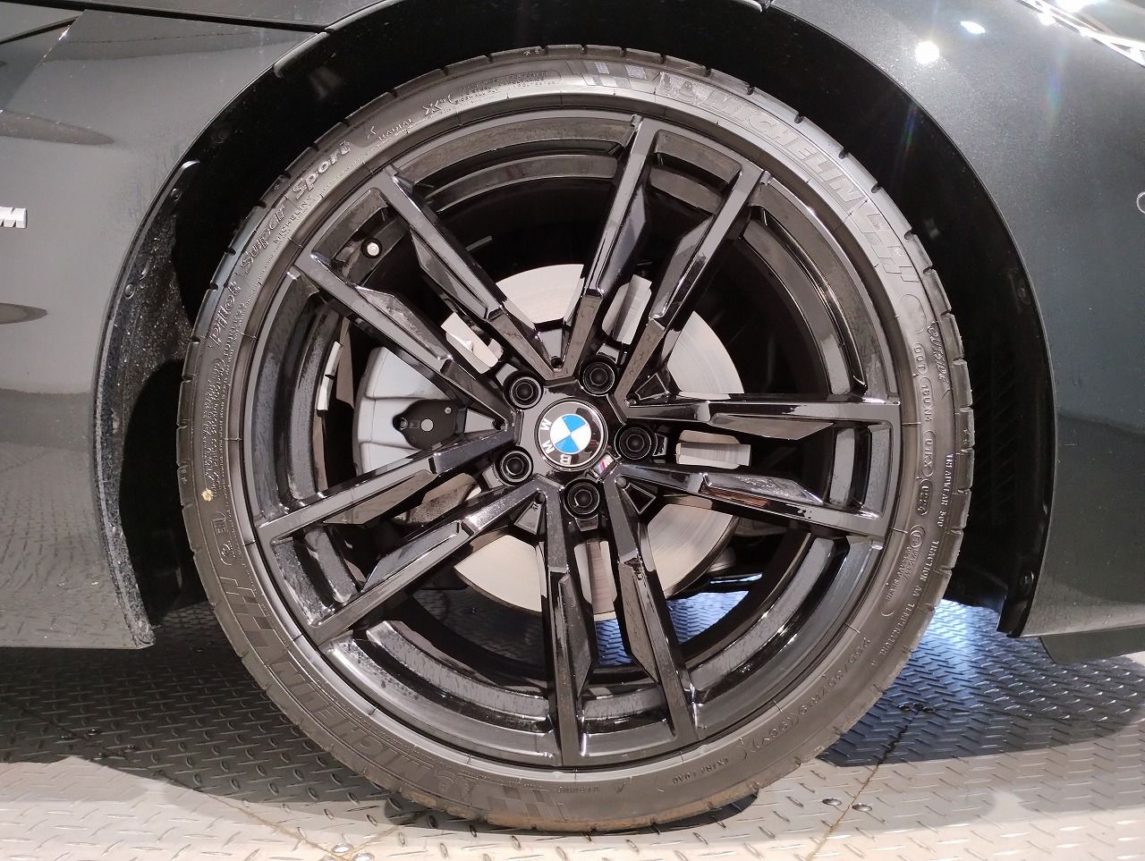 G29 z4 sDrive20i RHD