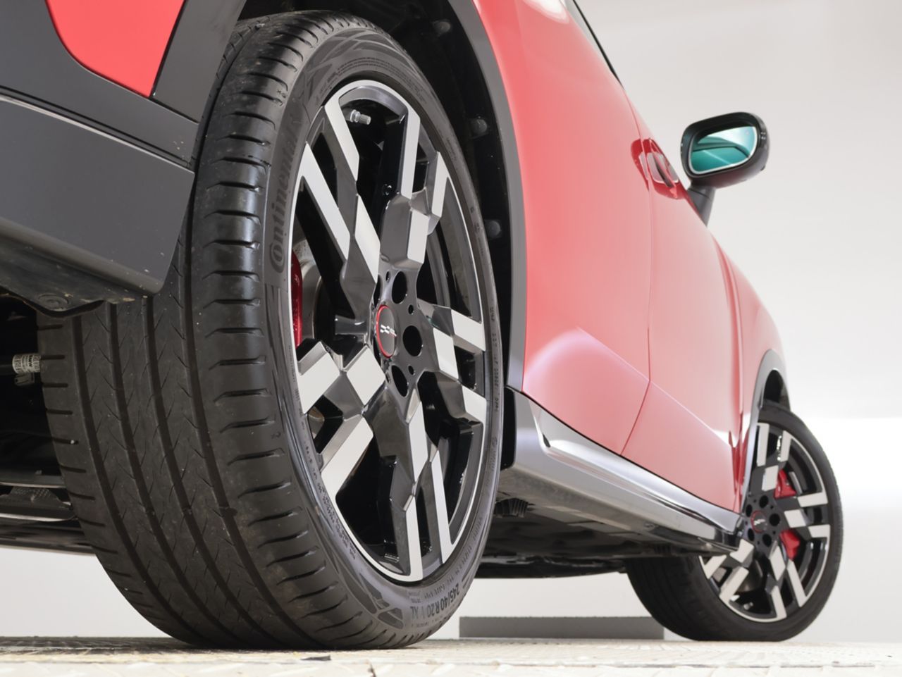 U25 MINI John Cooper Works Countryman ALL4