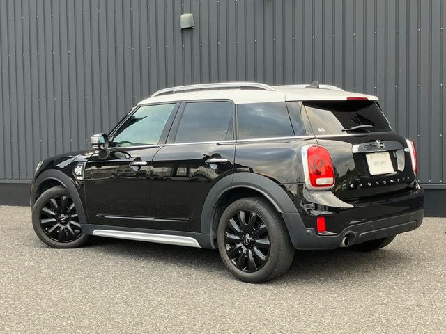 MINI CROSSOVER COOPER D