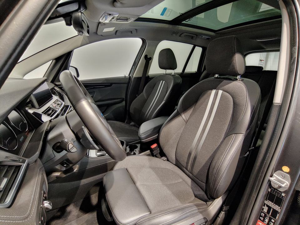 BMW 218
