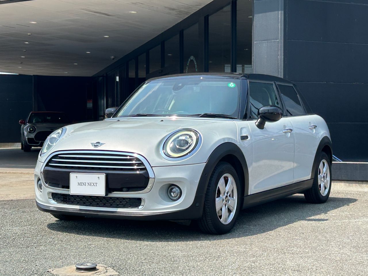 MINI COOPER D 5 DOOR.