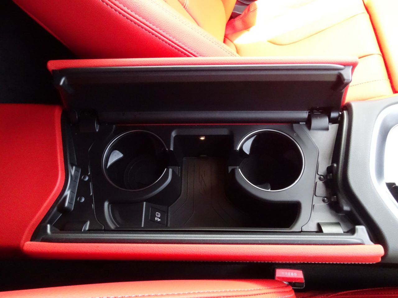 G29 z4 sDrive20i RHD
