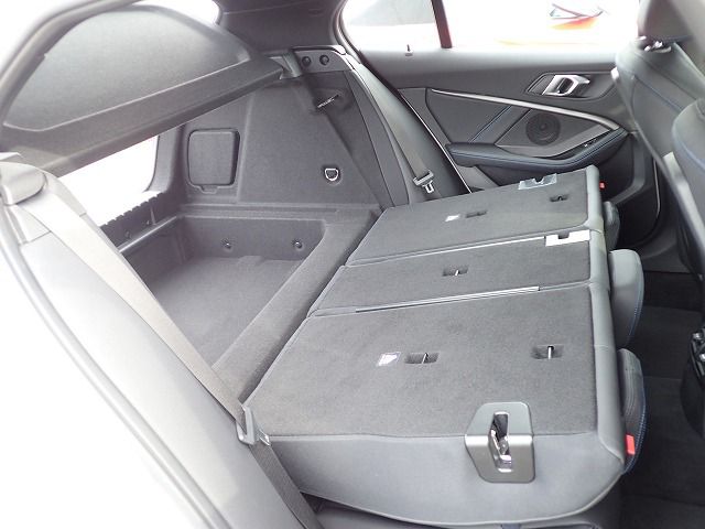 F40 118d Sports Hatch 5-door B47 2.0d