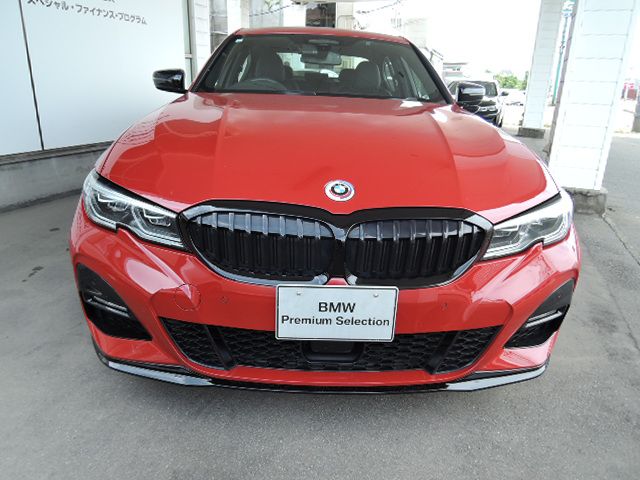 G20 320d xDrive RHD Saloon