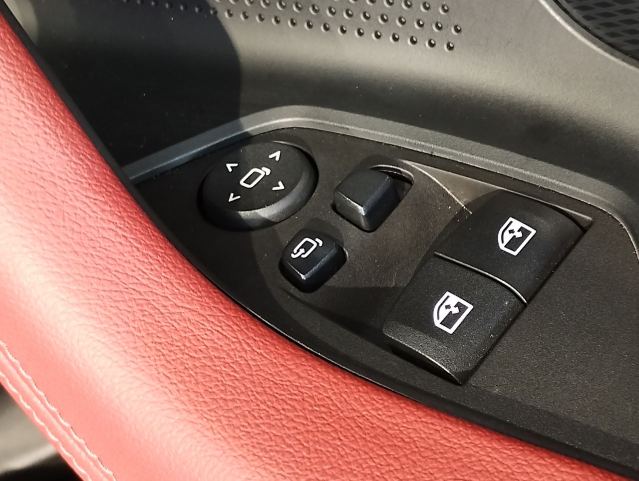 G42 220i Coupe