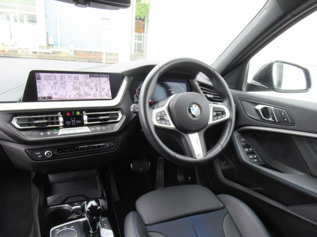 F40 118d Sports Hatch 5-door B47 2.0d