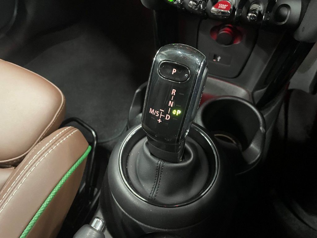 F55 MINI Cooper 5-Door Hatch LCI