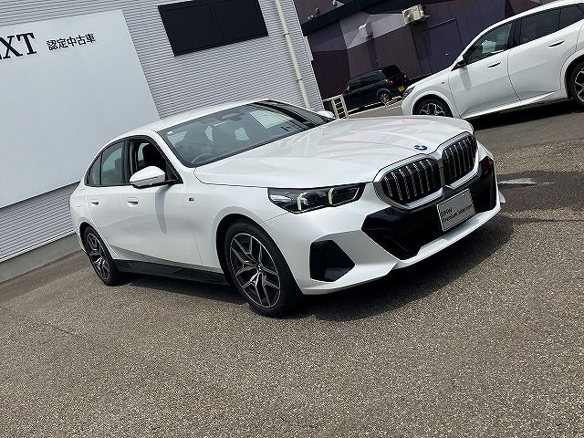 520i Sedan RHD