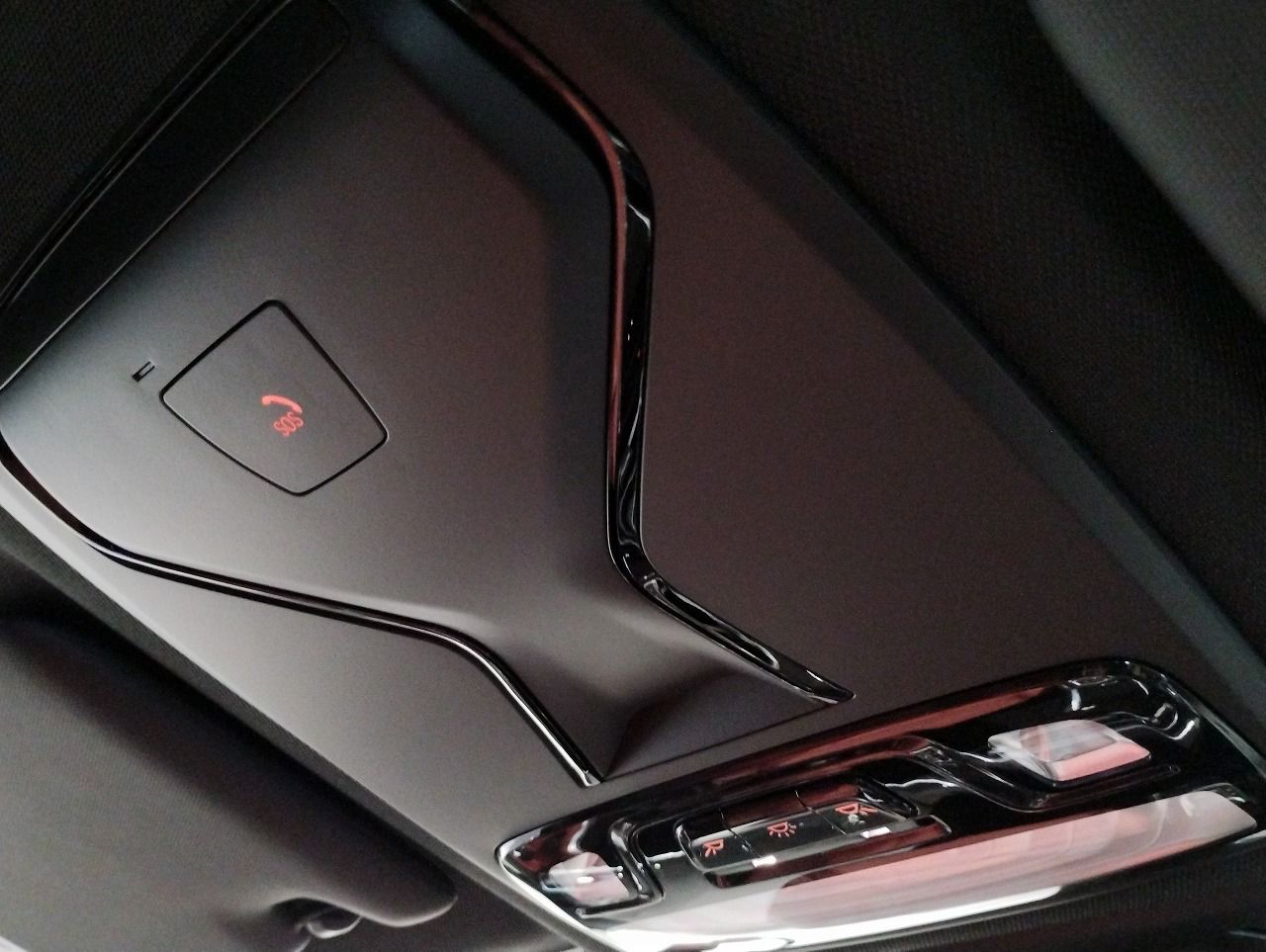 G20 320i Saloon LCI RHD MX