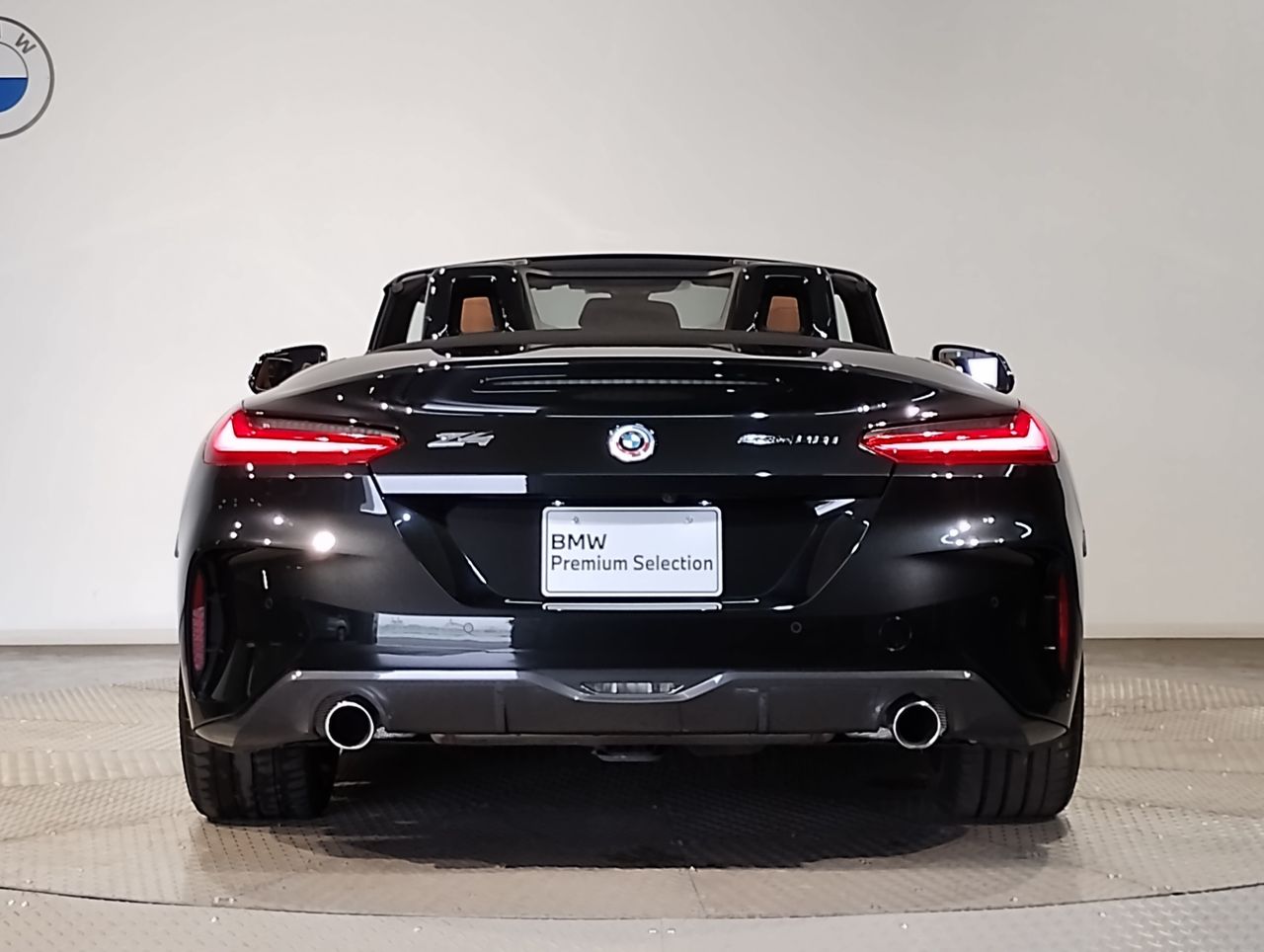 G29 z4 sDrive20i RHD