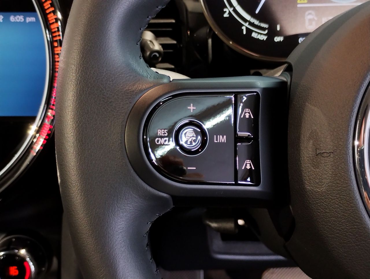 MINI Cooper F56 RHD