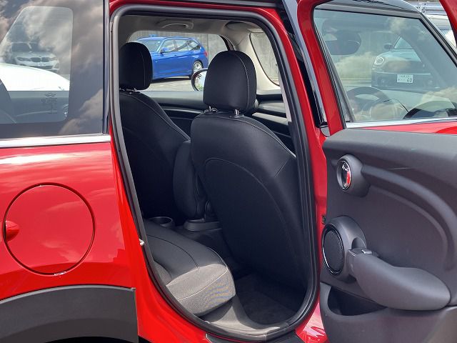 F55 MINI Cooper 5-Door Hatch LCI