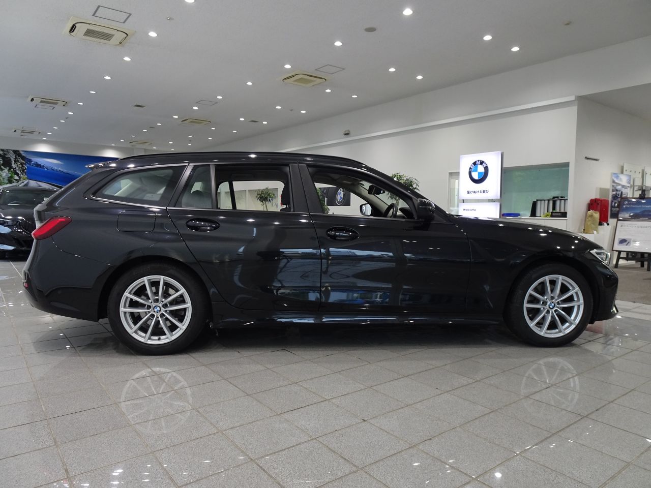 G21 320d xDrive Touring RHD