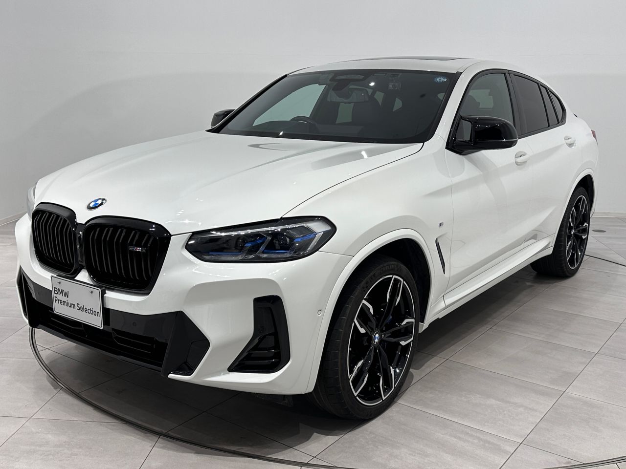 BMW ニューX4 M40i RHD