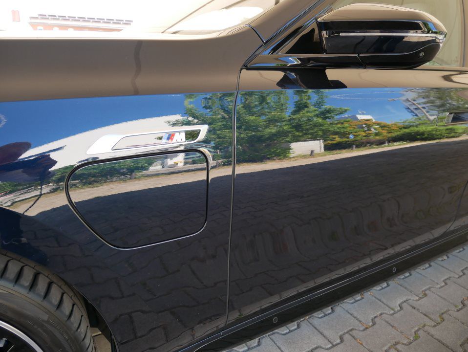 BMW 760