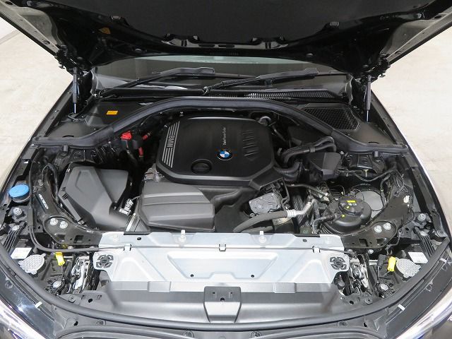 G21 320d xDrive Touring RHD