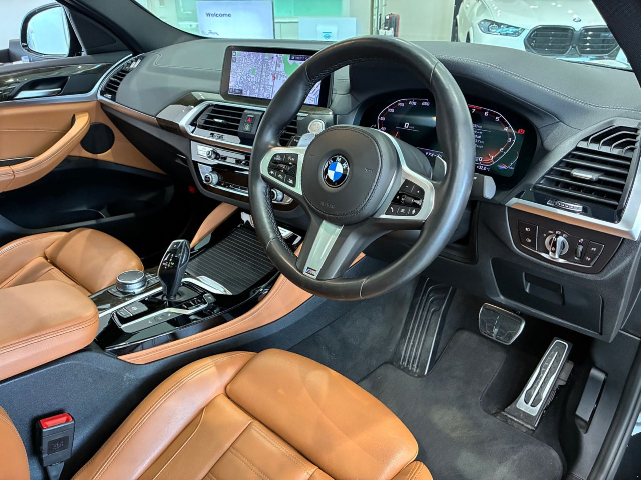 X4 M40i RHD