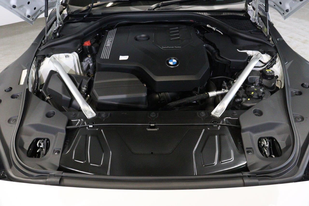 G29 z4 sDrive20i RHD