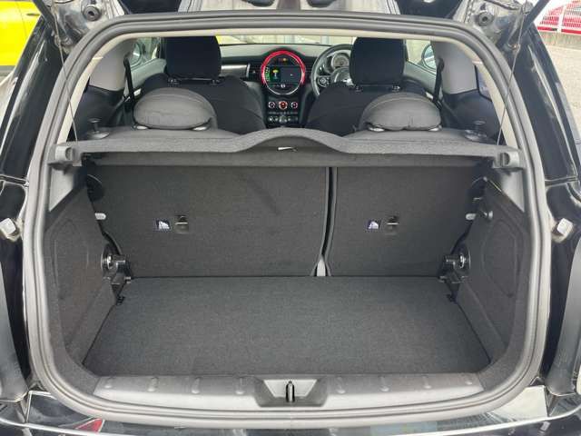 F56 COOPER S D(AT)