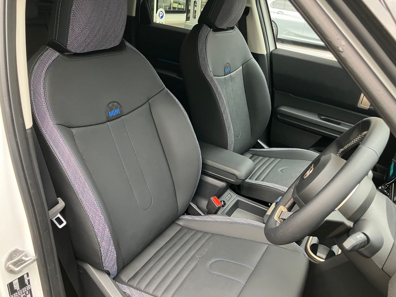 U25 MINI Countryman E
