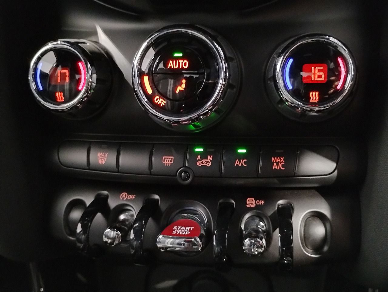 F55 COOPER S D(AT)