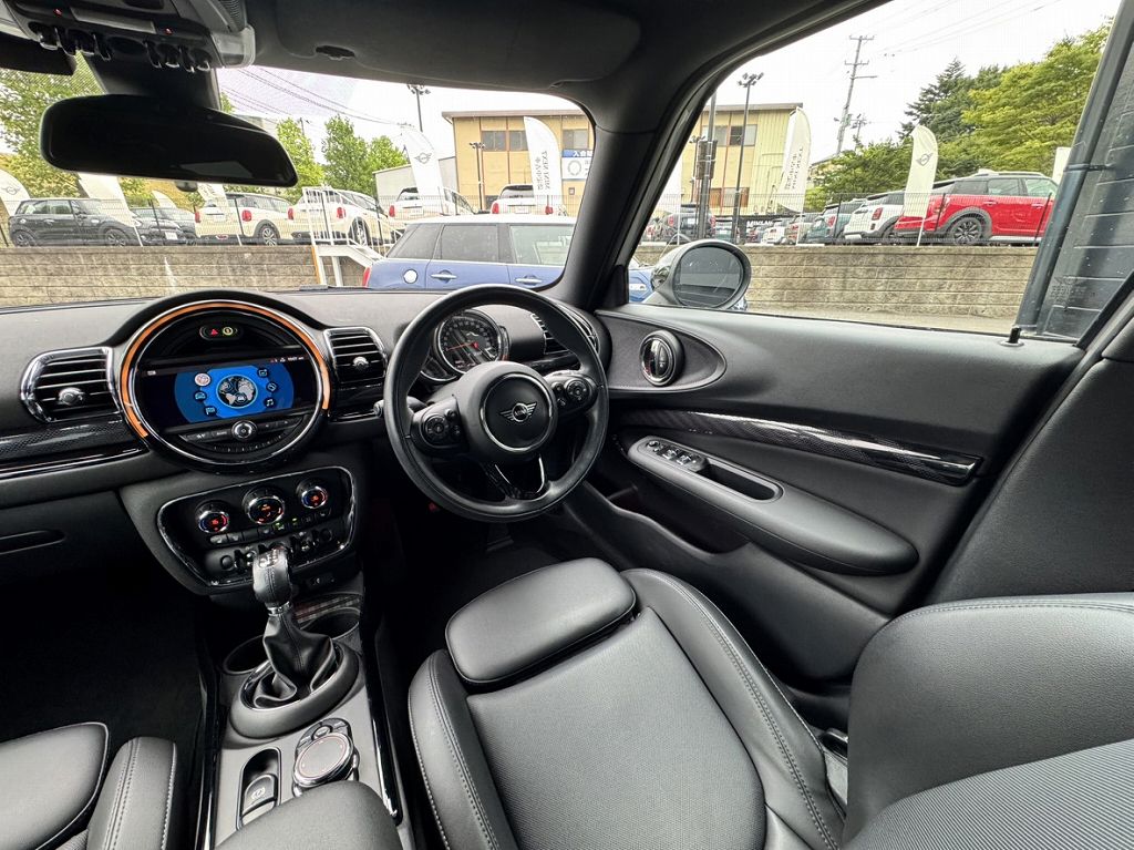 MINI CLUBMAN COOPER D