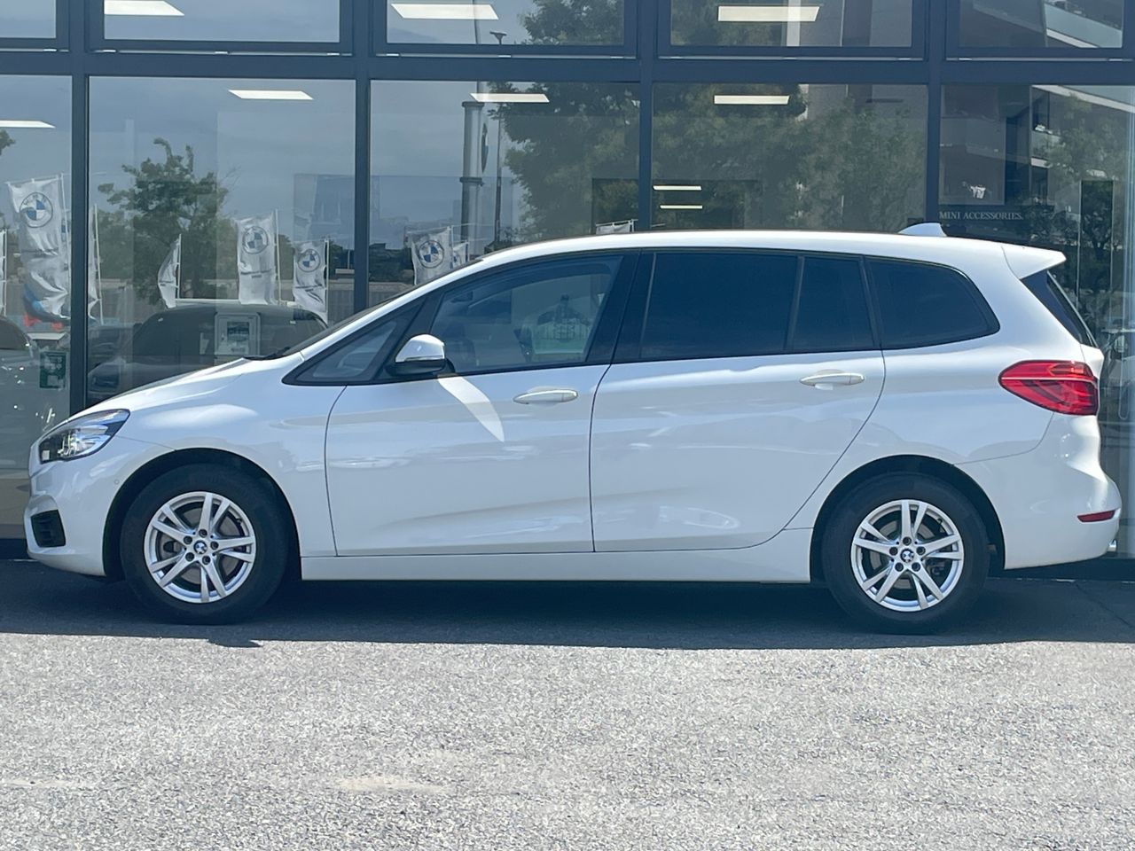 218I GRAN TOURER RHD