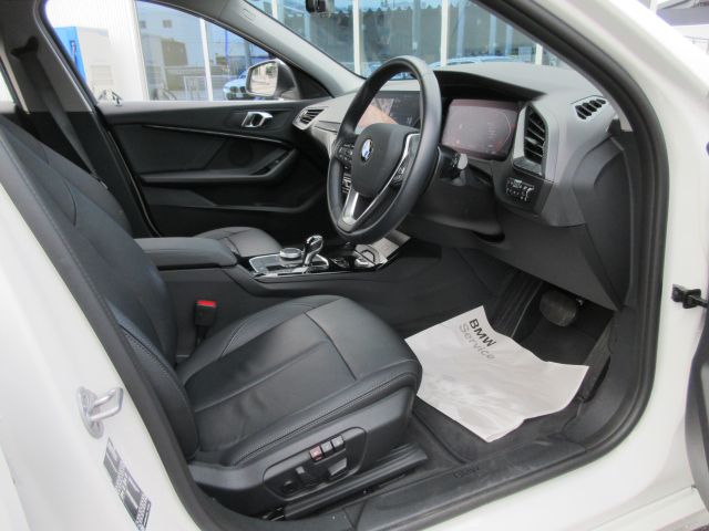F40 118d Sports Hatch 5-door B47 2.0d