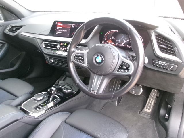 F40 118d Sports Hatch 5-door B47 2.0d