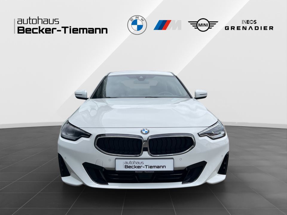 BMW 218
