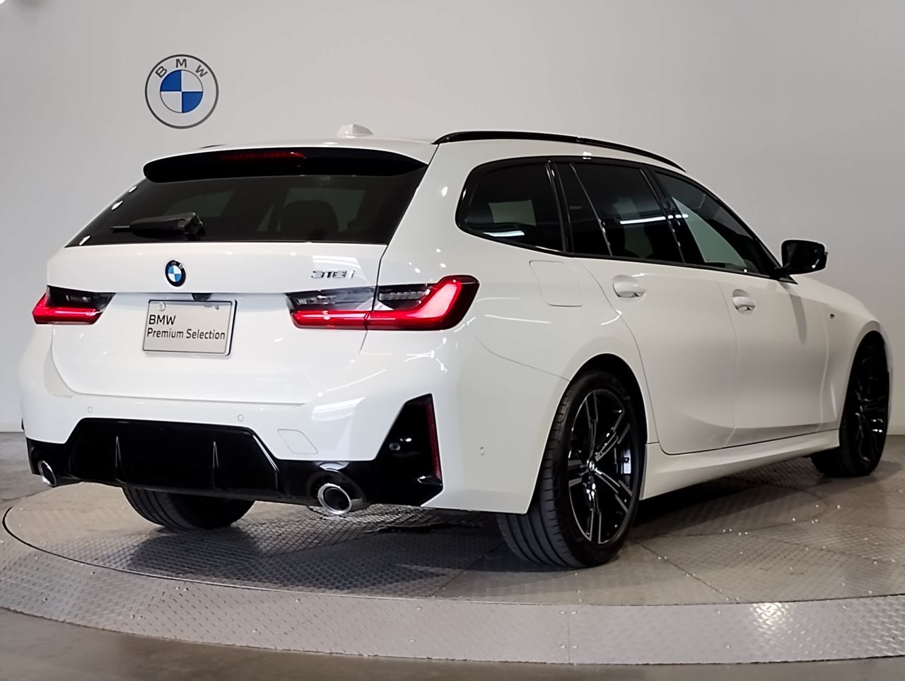 318i Touring RHD