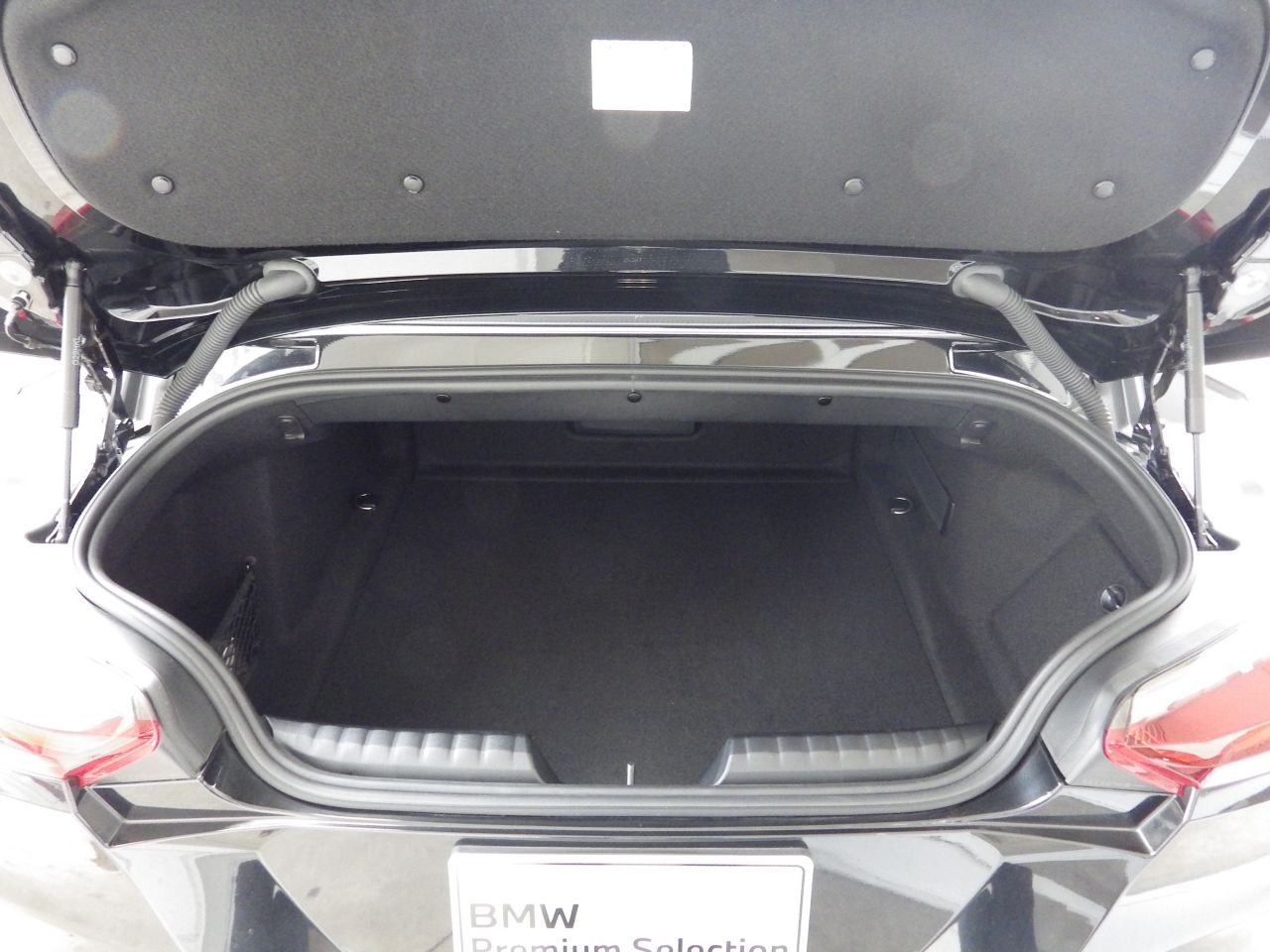 G29 Z4 M40i RHD