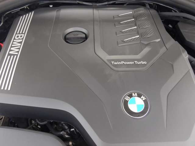 G20 320i Saloon LCI RHD MX