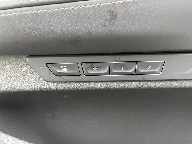 750i xDrive Sedan