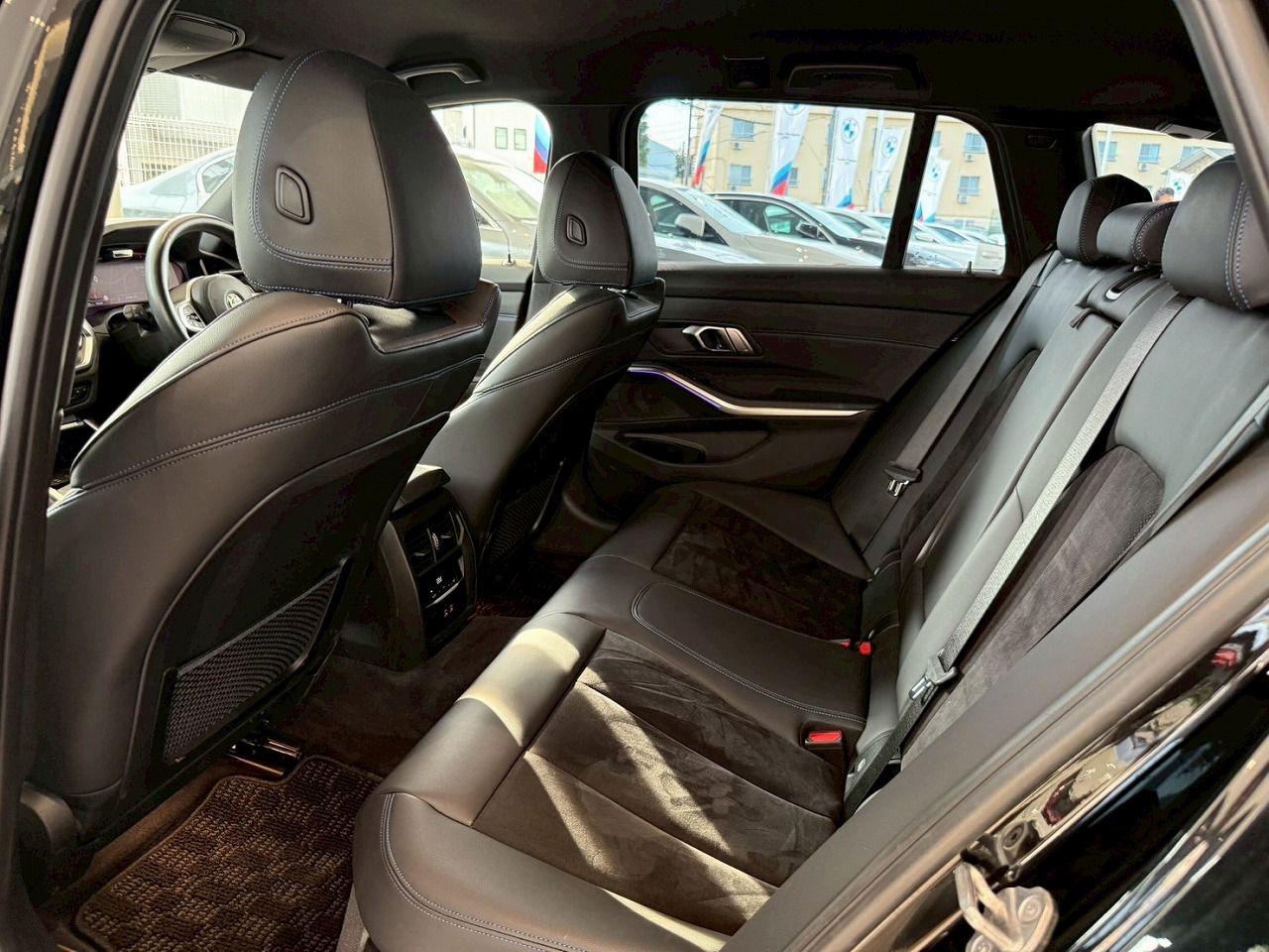 G21 318i Touring