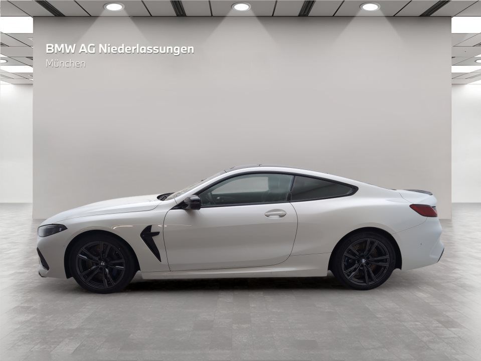 BMW M8