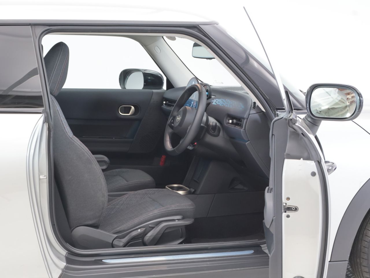 F66 MINI Cooper C 3Dr