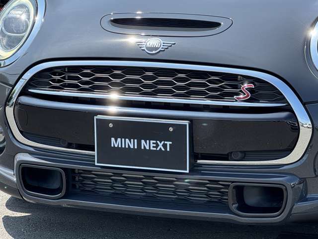 F55 COOPER S D(AT)