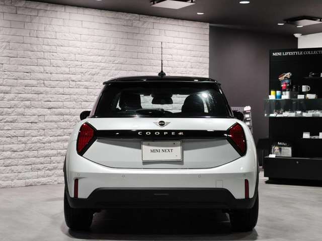 F66 MINI Cooper C 3Dr
