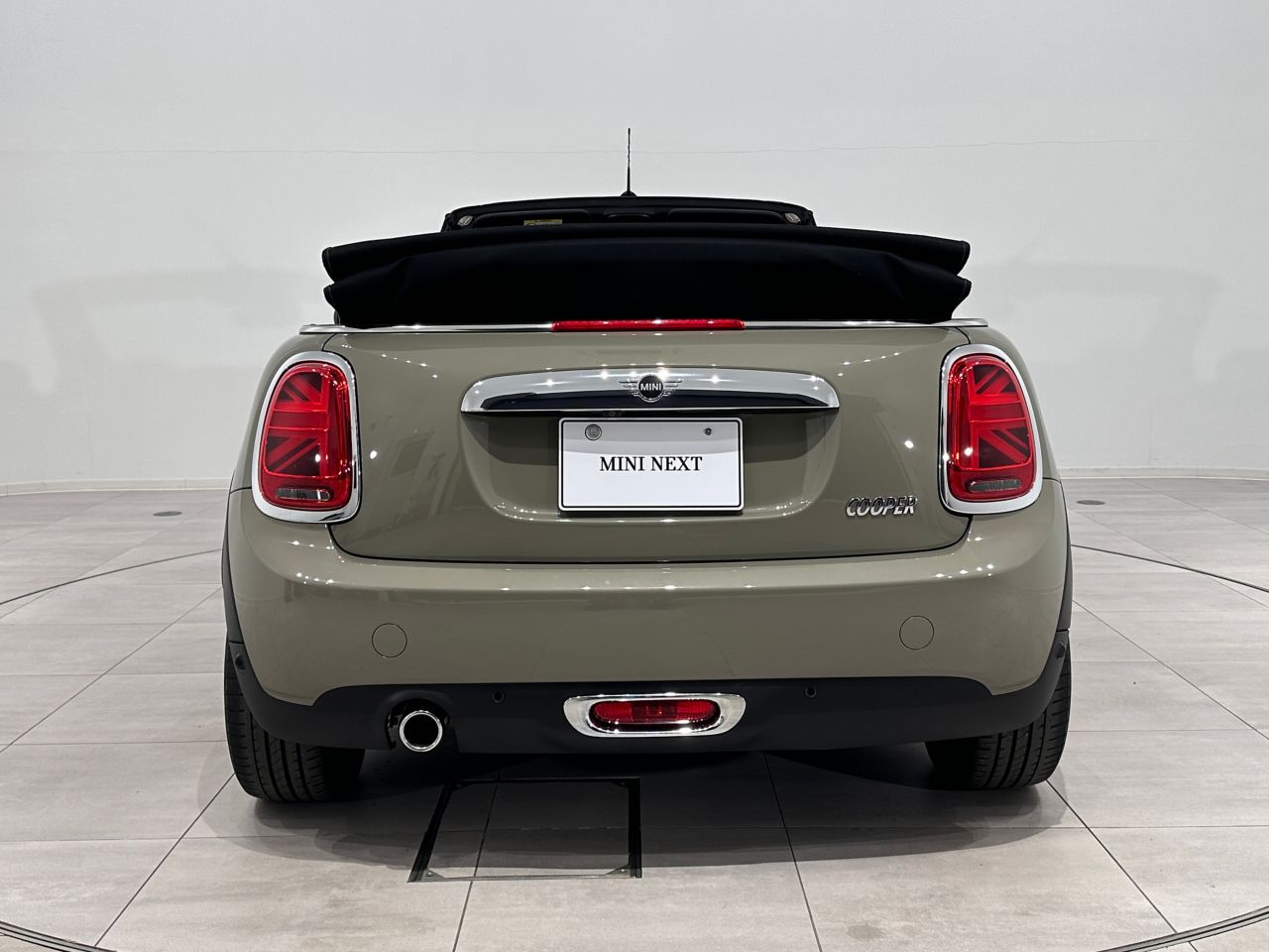 F57 MINI Cooper Convertible LCI