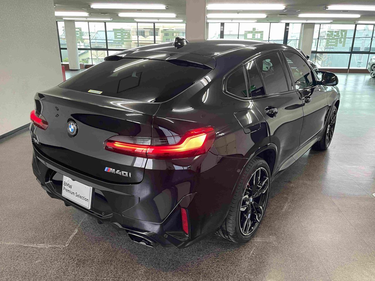 G02 X4 M40i RHD LCI