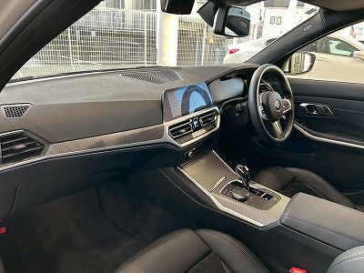 G21 320d xDrive Touring RHD