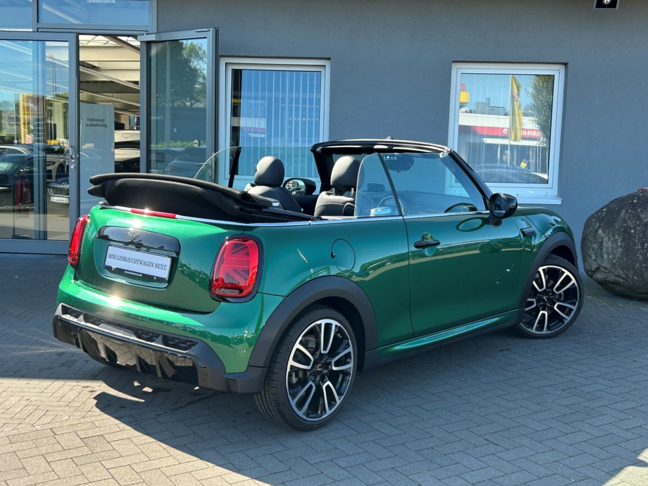 MINI Cooper Cabrio