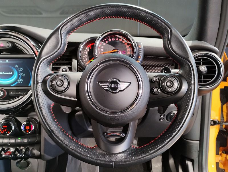 F56 COOPER S D(AT)