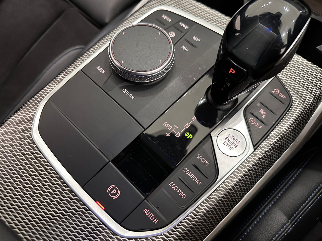 G21 320i RHD