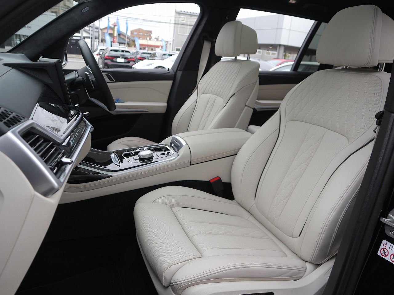 X7 xDrive40d RHD US