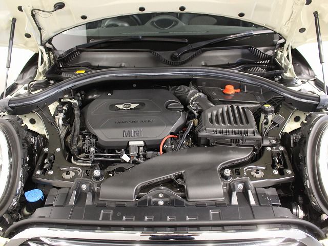 MINI CLUBMAN COOPER D