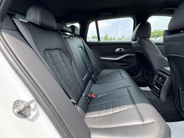 G21 320d xDrive Touring RHD
