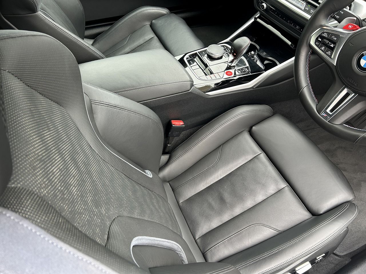 G83 M4 Competition M xDrive Competition RHD
